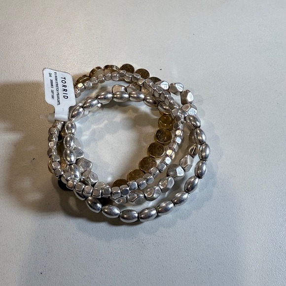 Torrid B 5 Row Stretch PearlMTL Bracelet Set Silver Gold Trendy Jewelry - Picture 3 of 3